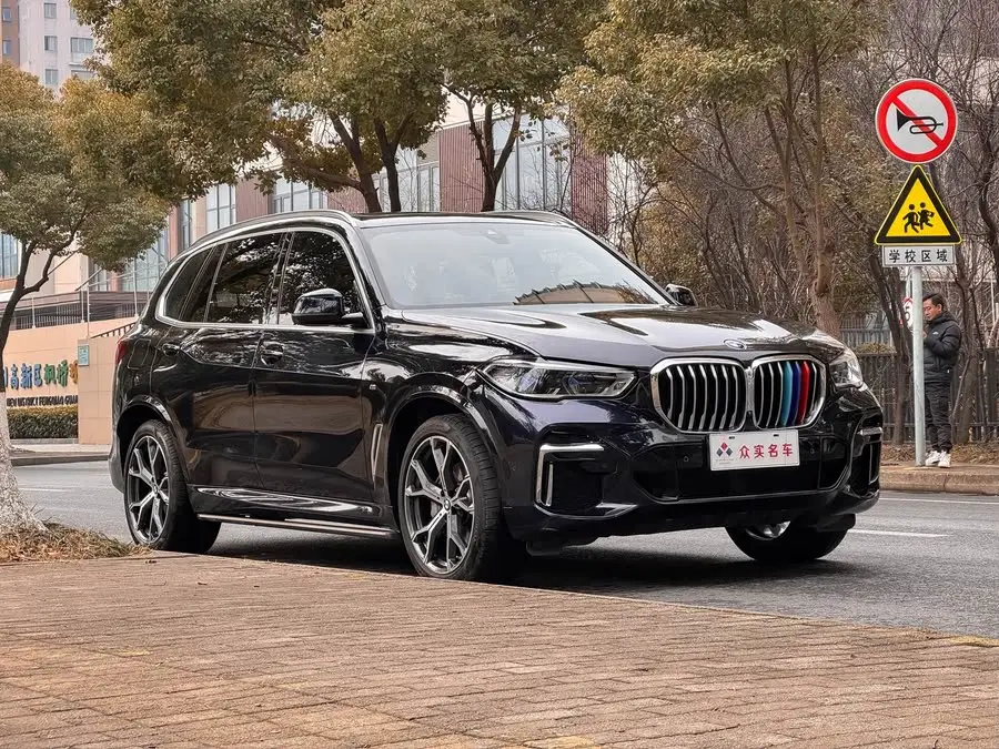 BMW X5 2022 Model Facelift xDrive 40Li M Sport Package