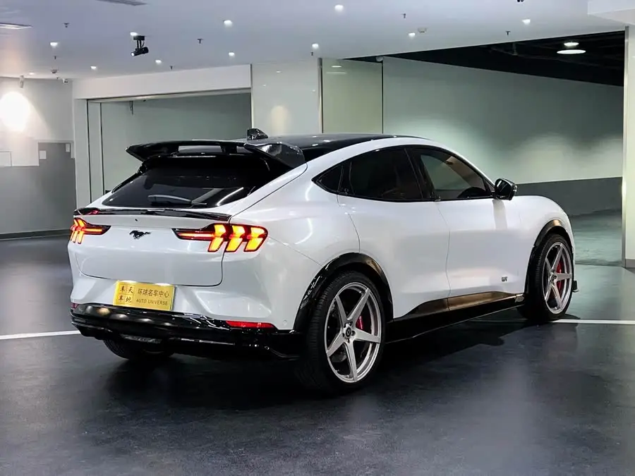 فورد موستانغ ماخ-إي 2021 جي تي فيرست إيديشن