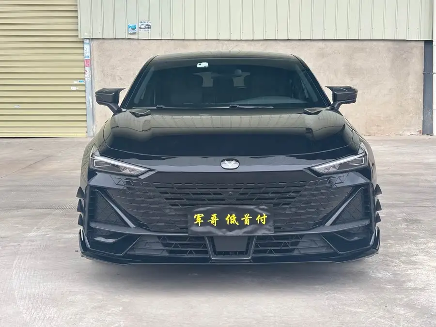 Changan UNI-V 2022 1.5T Sport Version