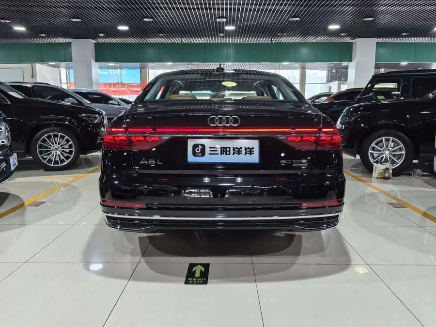 Audi A8 2024 A8L 50 TFSI quattro Exclusive