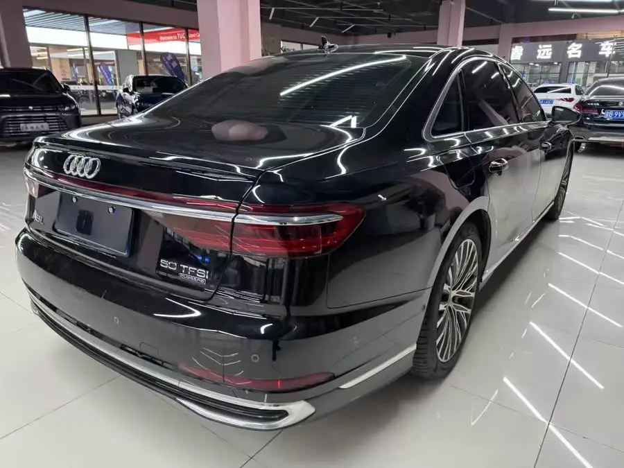Audi A8 2024 A8L 50 TFSI quattro Prestige