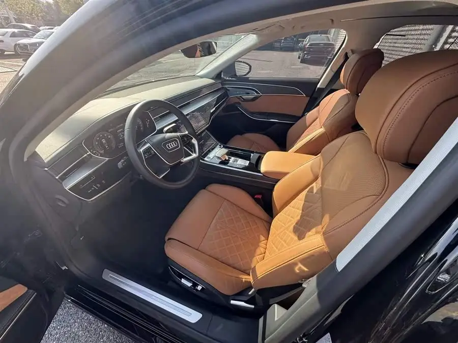 Audi A8 2024 A8L 50 TFSI quattro Premium