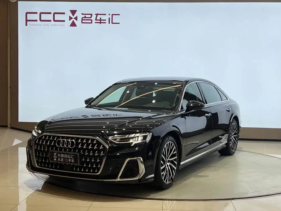 أودي A8 طراز 2024 A8L 50 TFSI quattro الفئة الممتازة