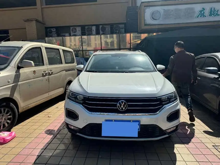 T-ROC 2021 280TSI DSG دفع ثنائي نسخة الراحة الذكية