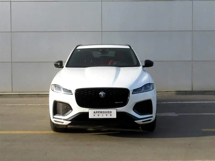 Jaguar F-PACE 2024 P250 R-Dynamic SE
