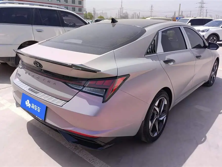 إيلانtra 2021 1.5 لتر CVT لكس النسخة المميزة