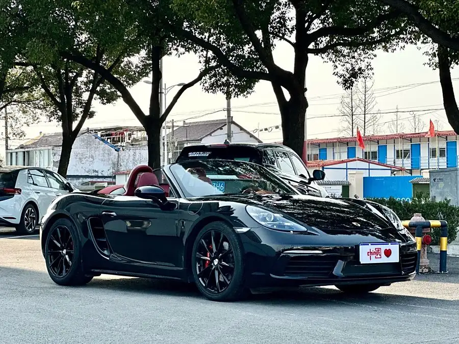 Porsche 718 2020 Model Boxster 2.0T