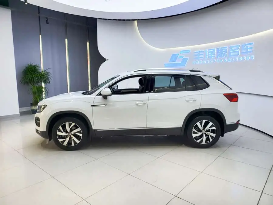 تايرون 2021 330TSI دفع ثنائي النسخة الثلاثين