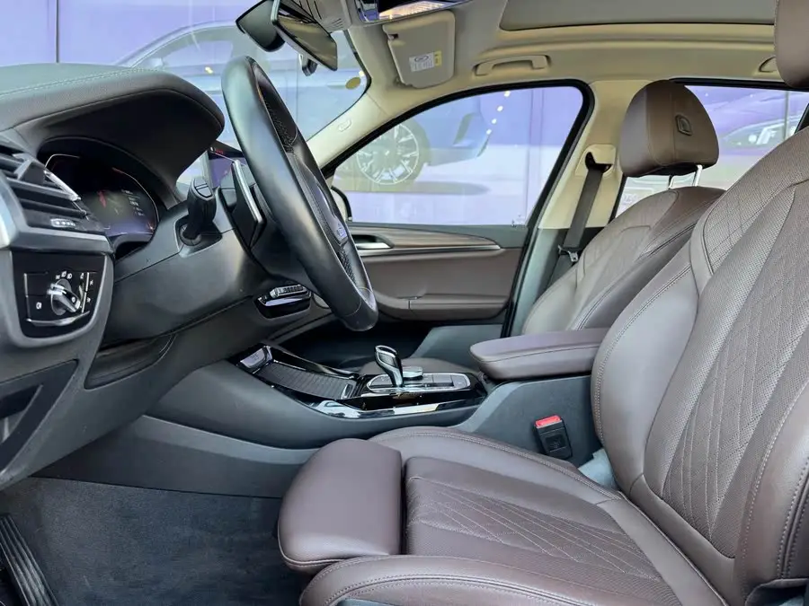 بي إم دبليو X3 2023 xDrive30i الطراز الرائد طقم M ليلي