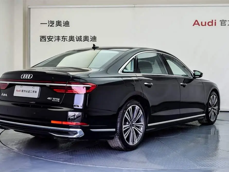 أودي A8 2025 A8L 45 TFSI كواترو الفاخرة