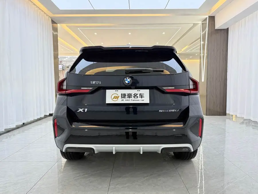 BMW X1 2023 sDrive25Li M Sport Package