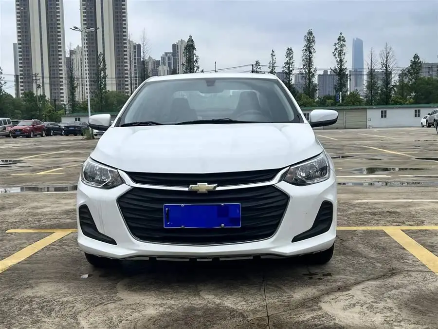 2021 شيفروليه كوفوت 325T أوتوماتيكي إصدار إكسينيي