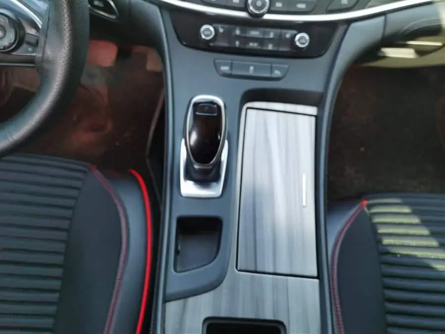 Buick LaCrosse 2020 652T Luxury