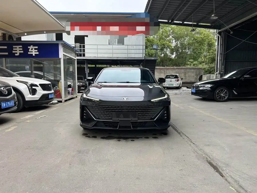 Changan UNI-V 2022 1.5T Excellence