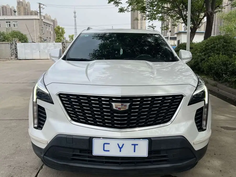 كاديلاك XT4 2022 28T دفع ثنائي فئة الرفاهية