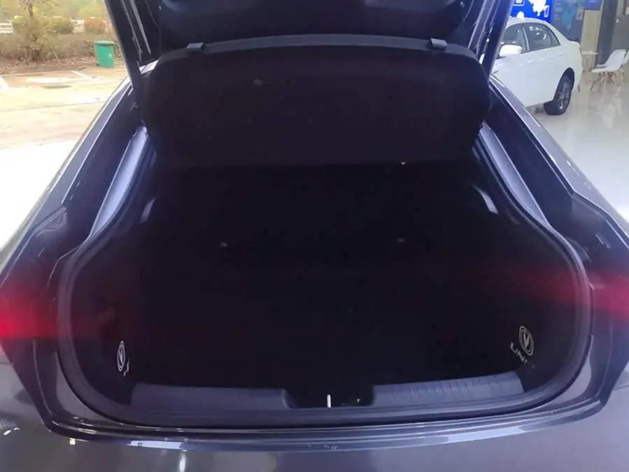 Changan UNI-V 2022 1.5T Premium