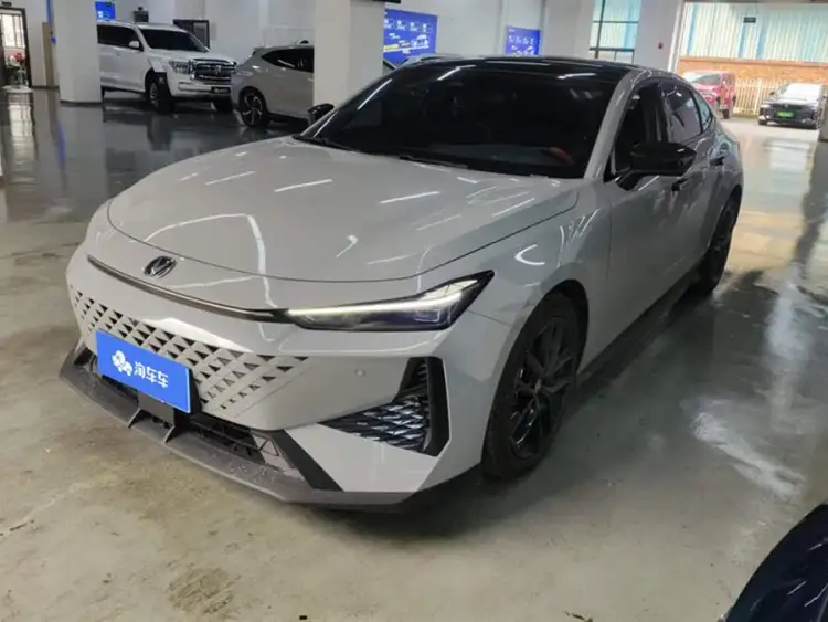 Changan UNI-V 2024 1.5T Premium