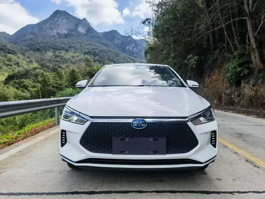 بي واي دي e2 2021 إصدار السفر