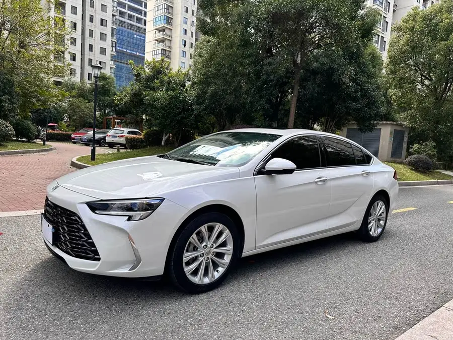 بيوك ريجال 2024 28T إصدار الاستمتاع