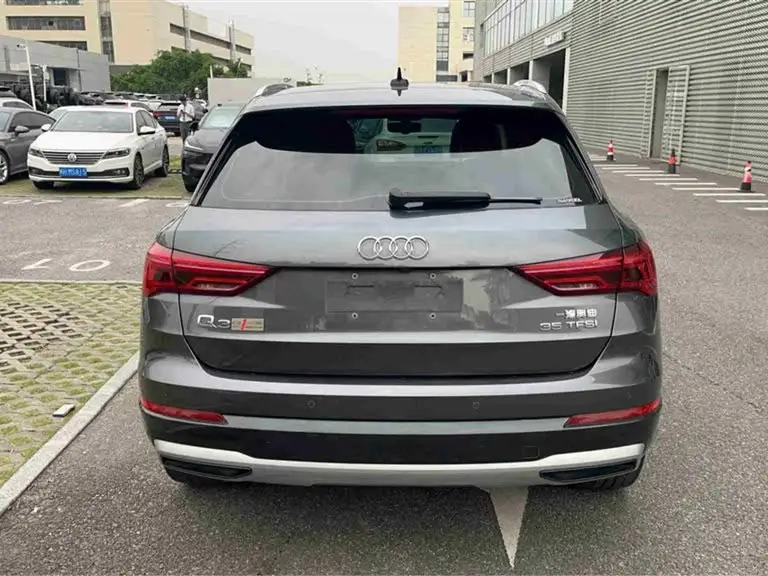 Audi Q3 2021 35 TFSI Progressiv