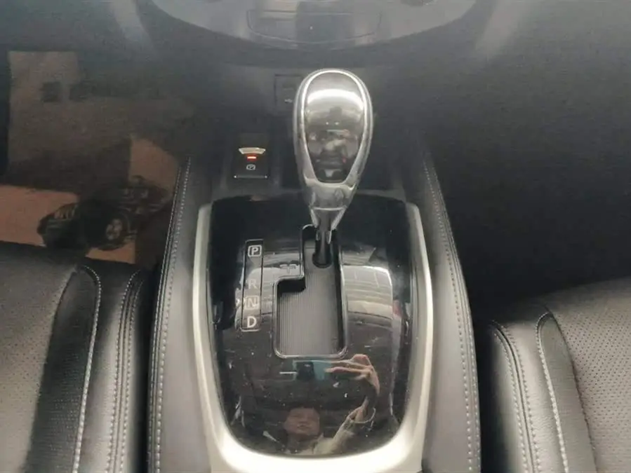 2020 نيسان إكستريل 2.0 لتر XL ITS CVT 2WD نسخة الراحة الذكية