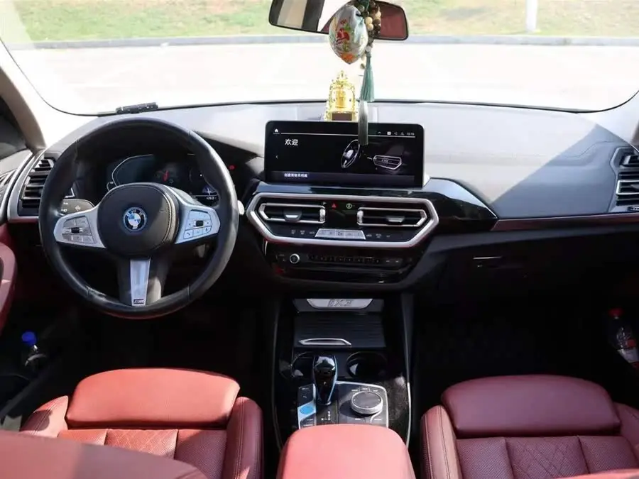 بي ام دبليو iX3 2022 الطراز الرائد