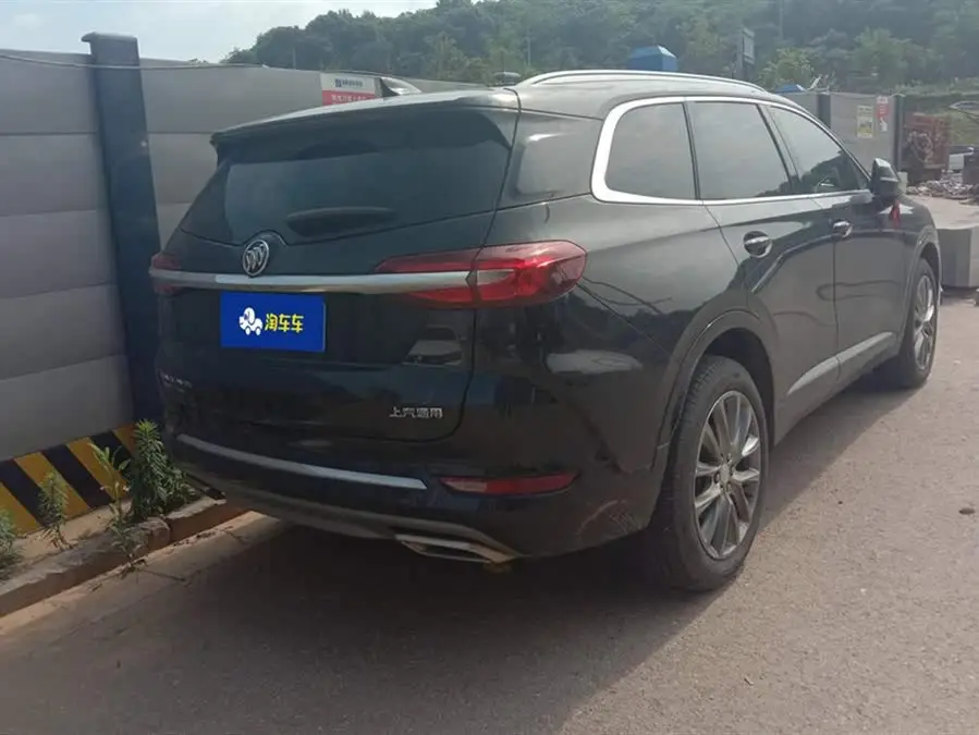 إنفيجن 2022 652T Premium AWD 7 مقاعد