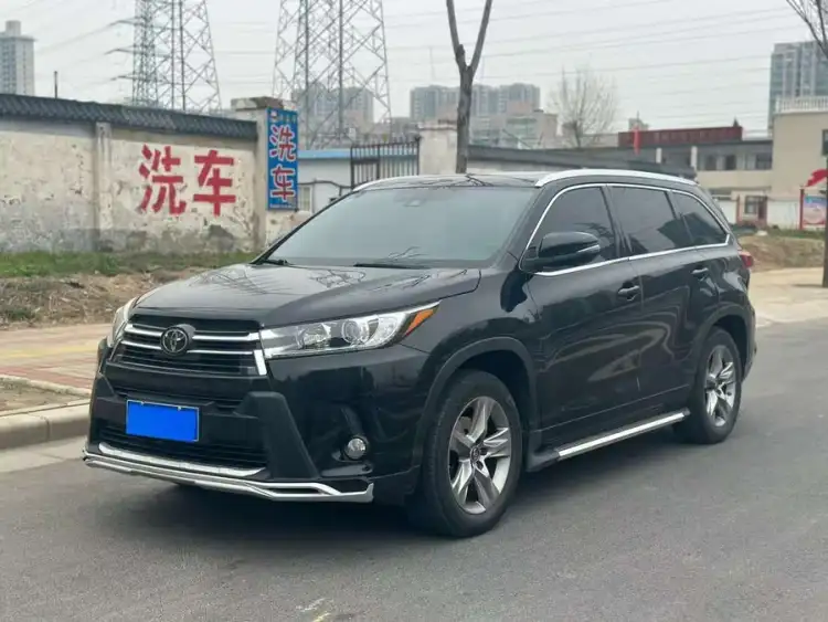 Highlander 2018 2.0T AWD Premium 7-seater National VI