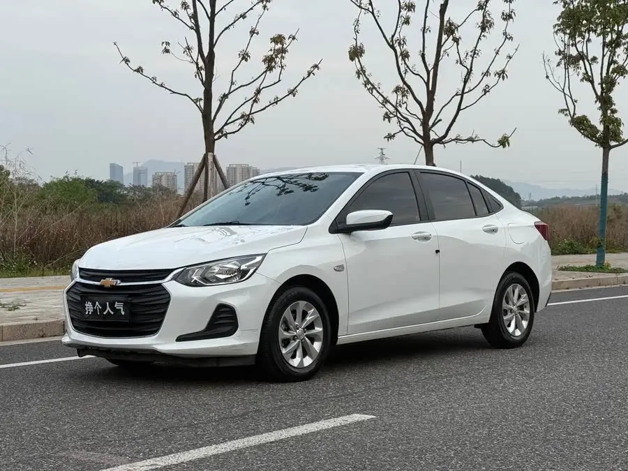 2022 شيفروليه أفيو ريدلاين 325T أوتوماتيكي إصدار أنيق