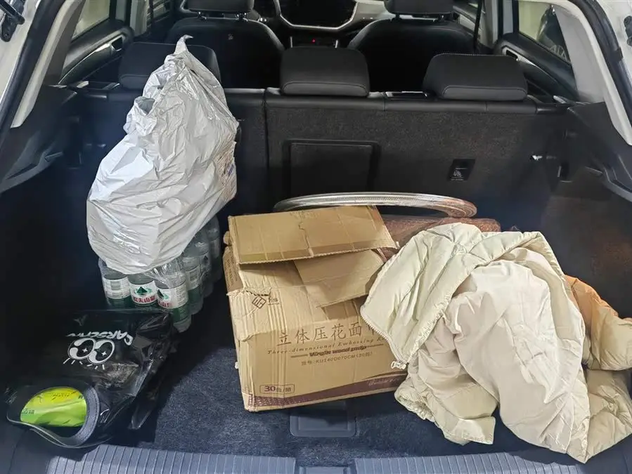 T-ROC 2021 280TSI DSG النسخة النخبوية الذكية المتصلة بالدفع الثنائي