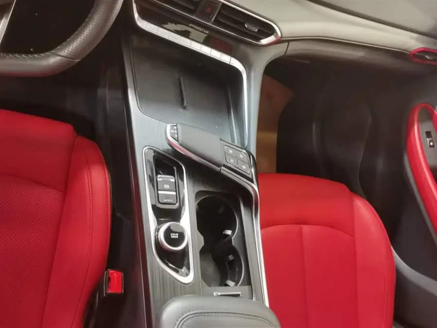 شانغان UNI-T 2020 1.5T الطراز الرائد