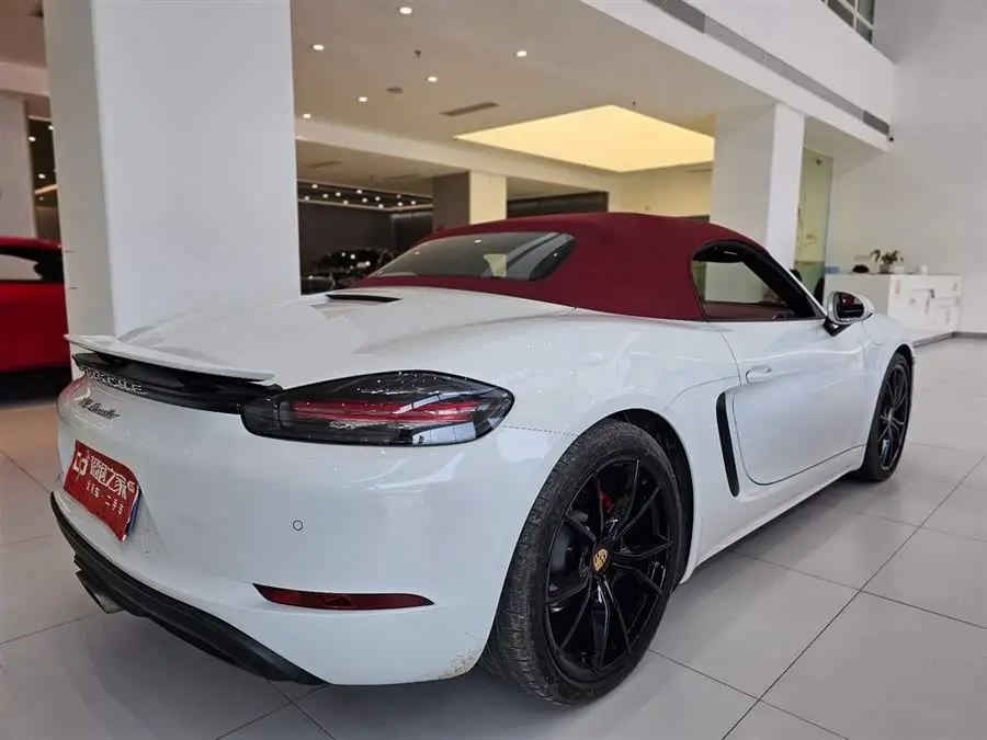 Porsche 718 2022 Boxster 2.0T