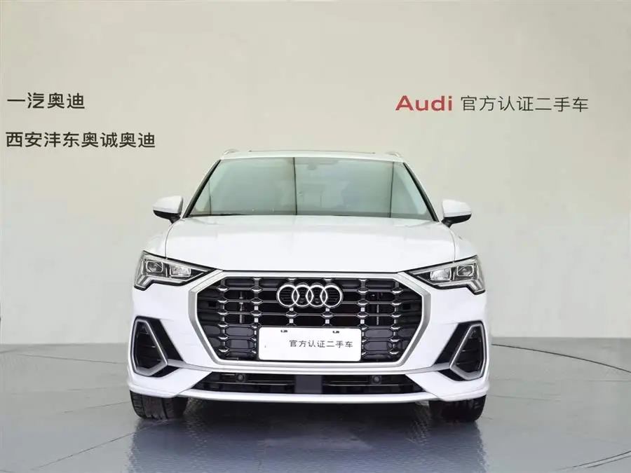 أودي Q3 طراز 2021 35 TFSI ديناميكية متقدمة