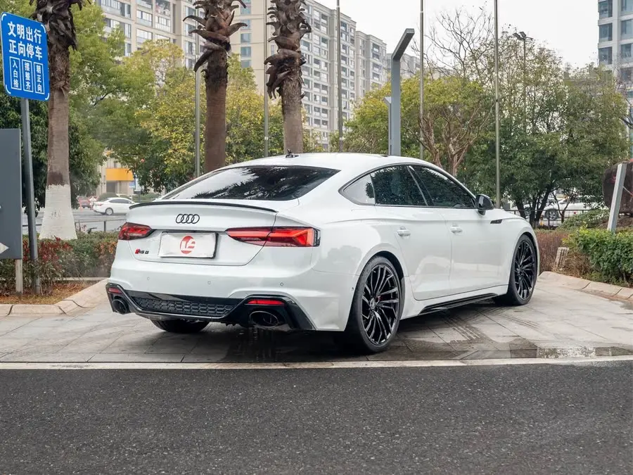 Audi RS 5 2022 RS 5 2.9T Sportback Black Edition