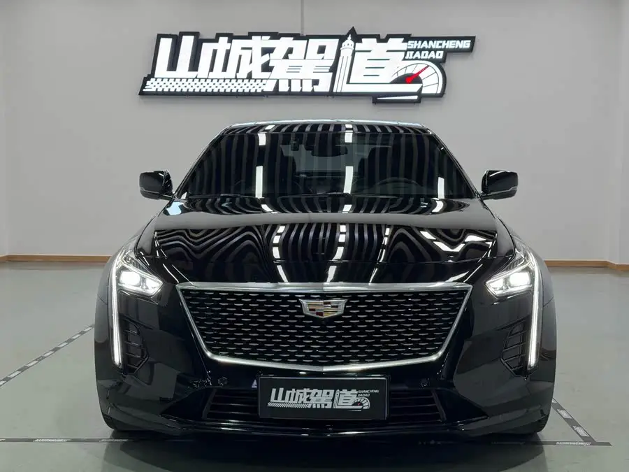 كاديلاك CT6 2021 28T فاخرة