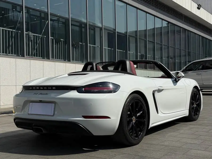 Porsche 718 2020 Model Boxster 2.0T