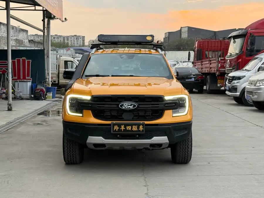 رانجر 2023 نسخة أوتوماتيكية على الطرق الوعرة بنظام الدفع الرباعي بنزين