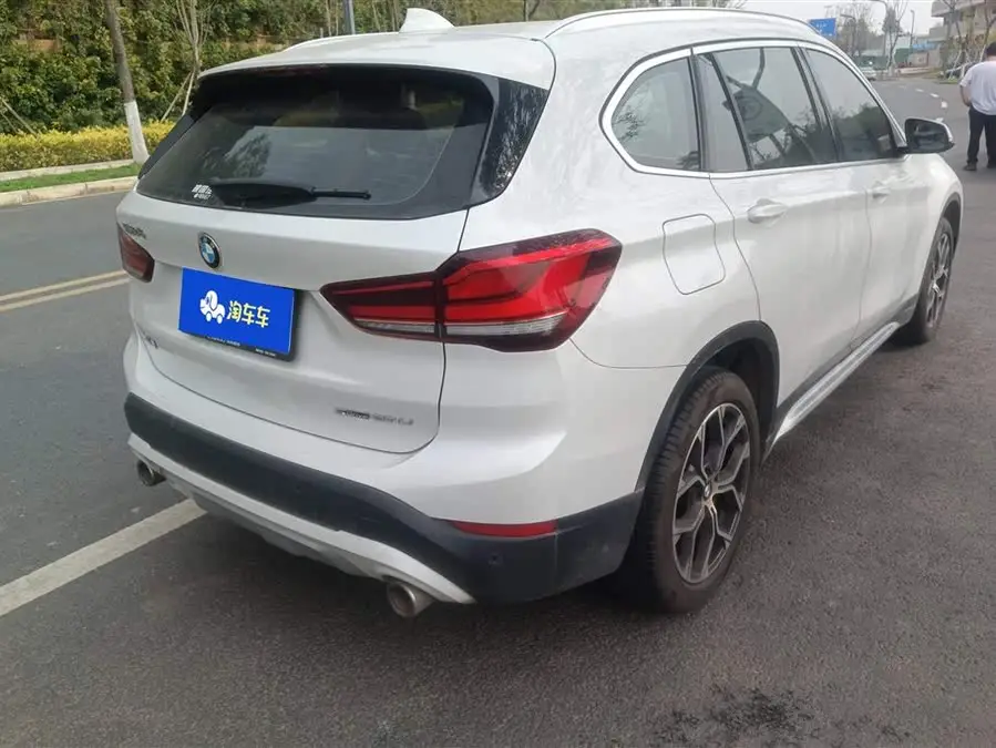 بي إم دبليو X1 2020 sDrive20Li نسخة الموضة