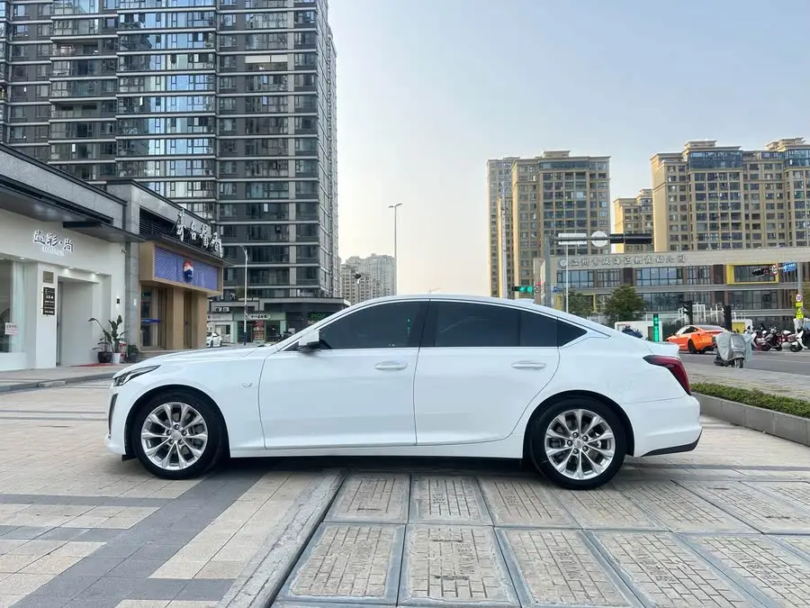 Cadillac CT5 2022 28T Luxury