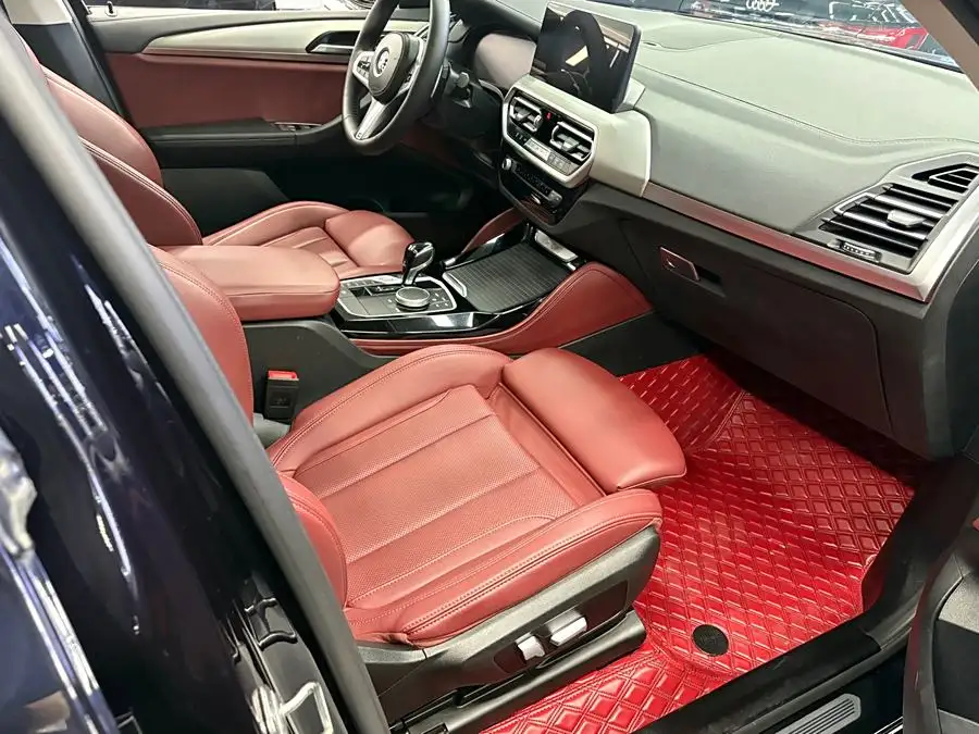 بي إم دبليو X4 2022 xDrive 25i حزمة M الرياضية