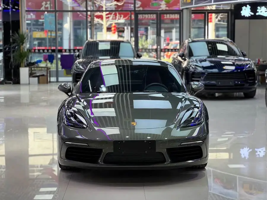 Porsche 718 2022 Cayman 2.0T