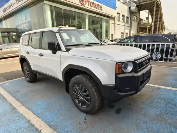 Prado 2024 2.4T Cross BX Edition 5-Seater