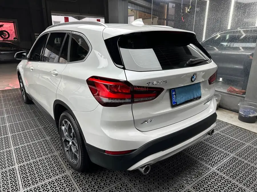 BMW X1 2022 sDrive25Li Leading Edition