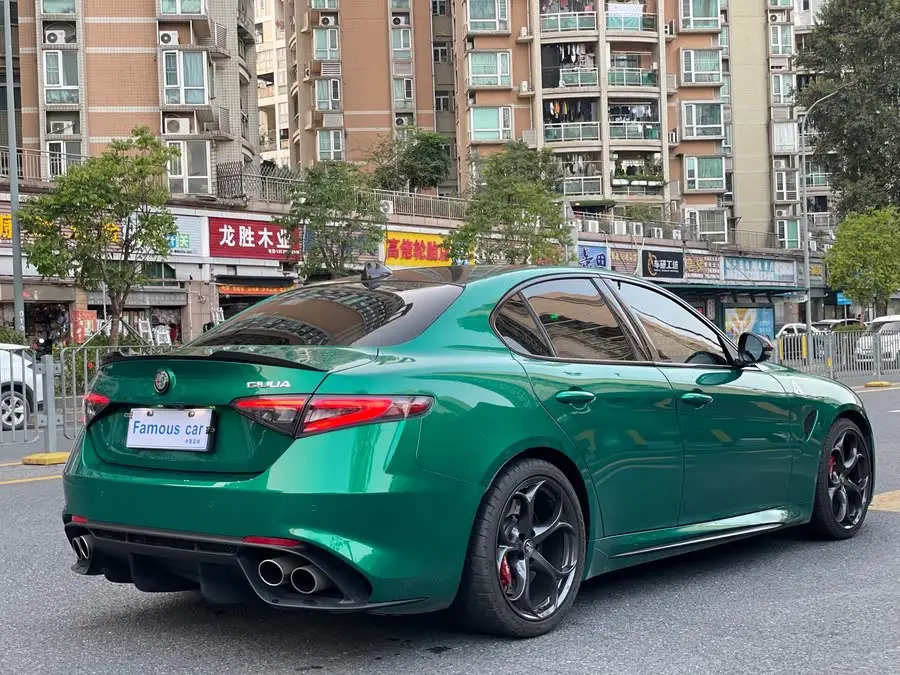 Giulia 2023 Model 2.9T V6 520HP Quadrifoglio