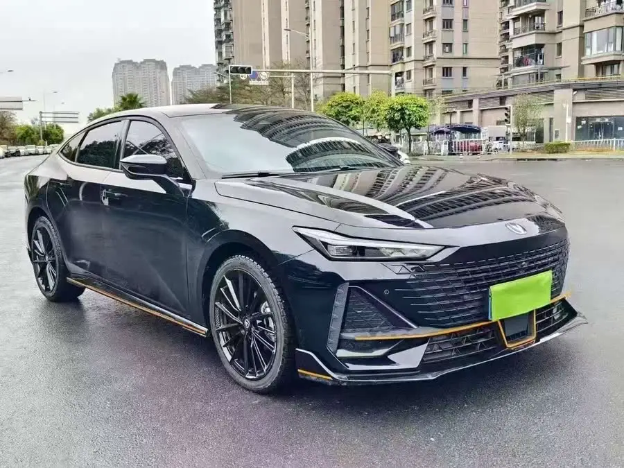 Changan UNI-V 2023 1.5T Sport Edition