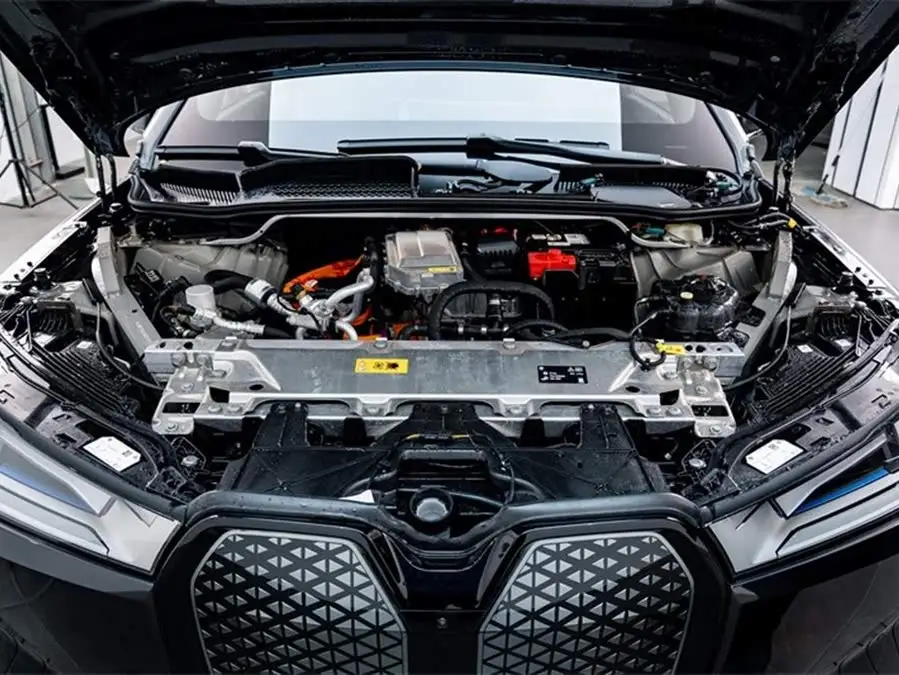 BMW iX 2023 Model Update xDrive40