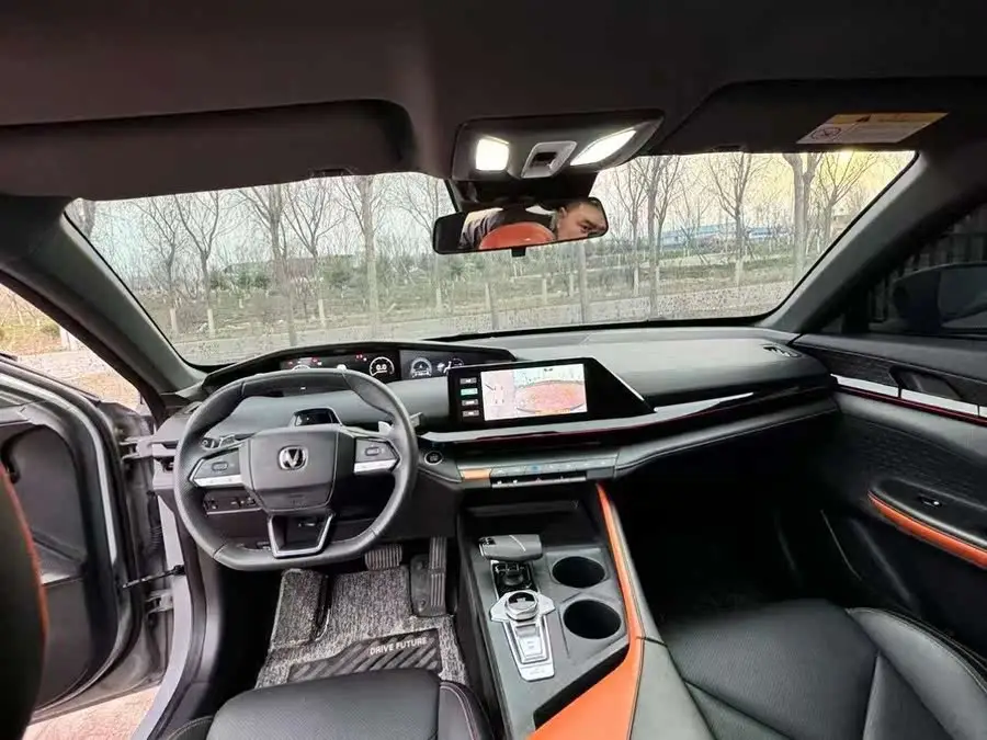 Changan UNI-V 2022 1.5T Premium