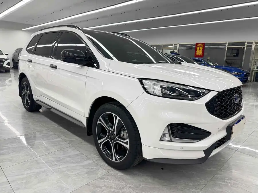2020 Ford Edge EcoBoost 245 FWD ST-Line 5-Seater