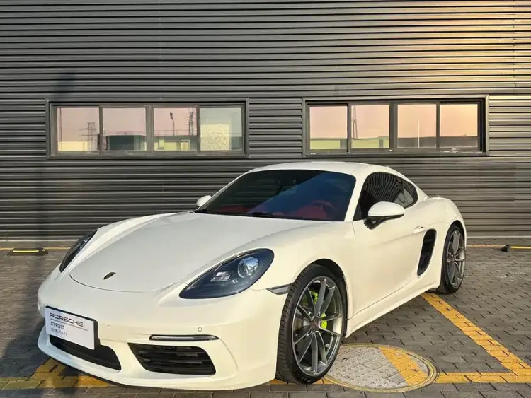 Porsche 718 2022 Cayman 2.0T