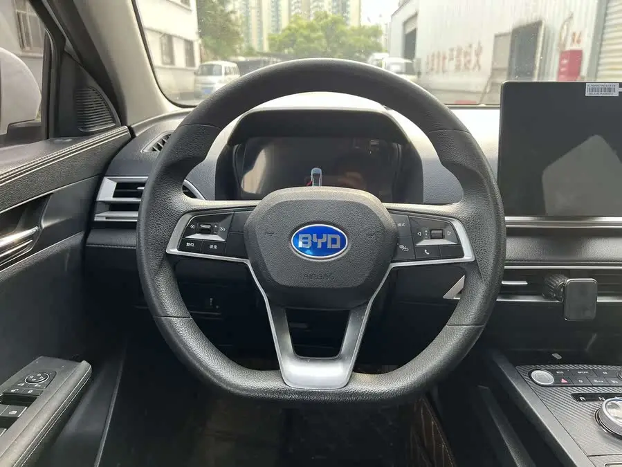 بي واي دي e2 2021 النسخة الفاخرة